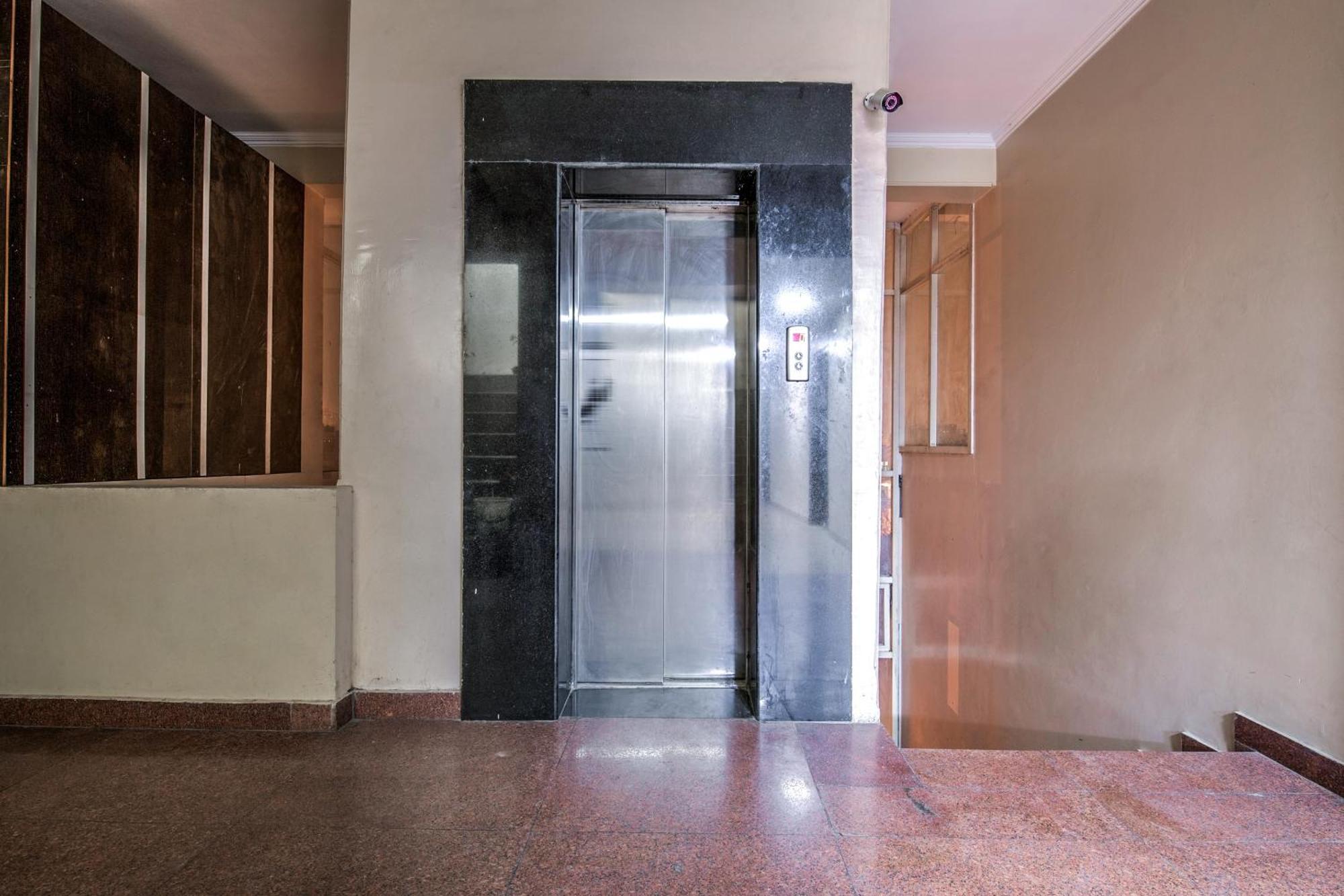 Hotel O Crosswinds Residency Indirapuram Εξωτερικό φωτογραφία